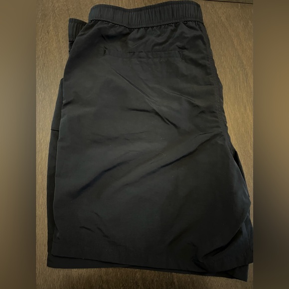 NWT Men’s XXL Eddie Bauer Black Shorts - Picture 9 of 10